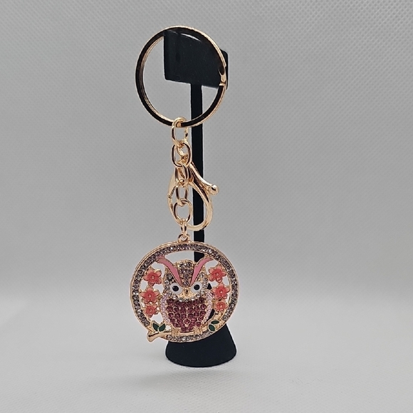 Gold and Red Owl Keychain - Picture 2 of 6